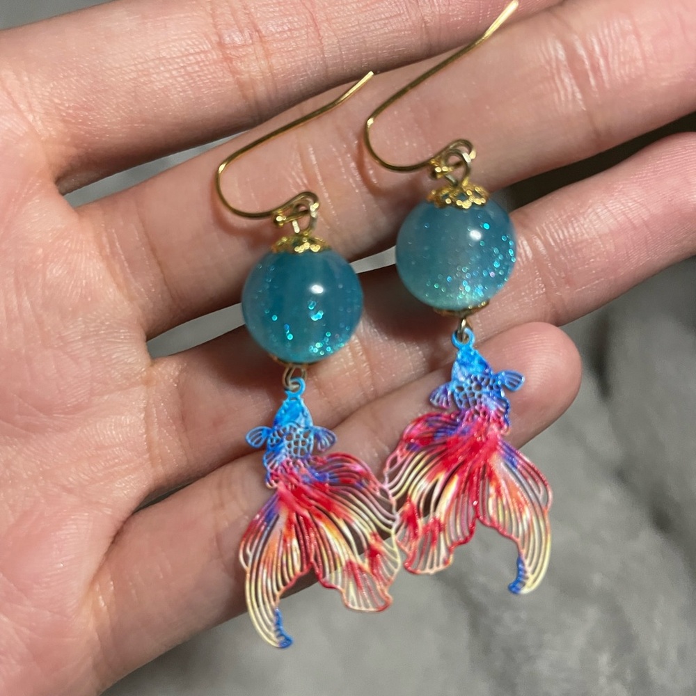Blue Glitter Ball Earrings with Multicolor Fish Dangles - Picture 3 of 3